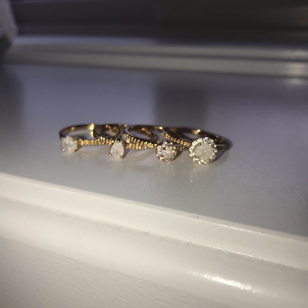 3/$20 Ring set - Picture 2 of 4